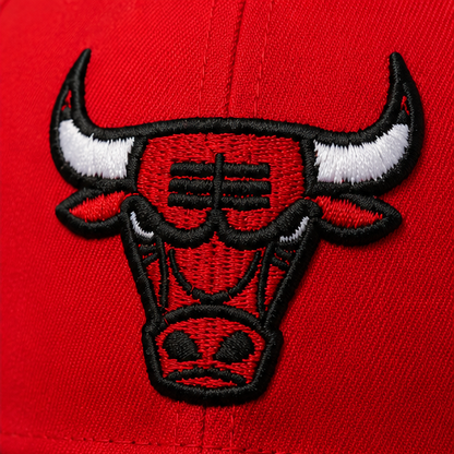Gorra "Legacy Red" Chicago Bulls – Iconic Edition – NEO IDENTITY